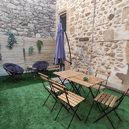 Chez Leon - Clim' & Patio - Appart Loupian Centre 외부 사진