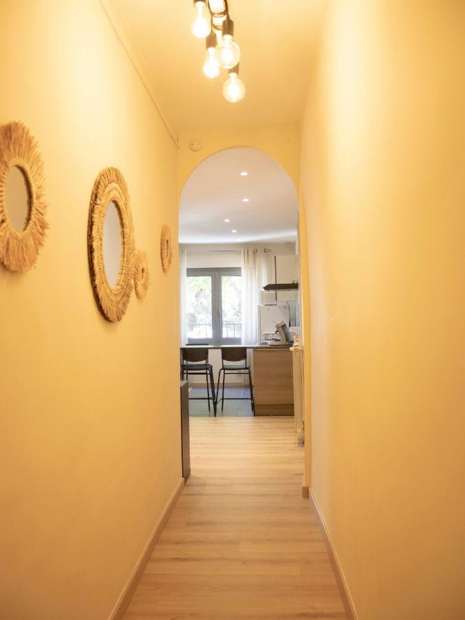 Chez Leon - Clim' & Patio - Appart Loupian Centre 외부 사진