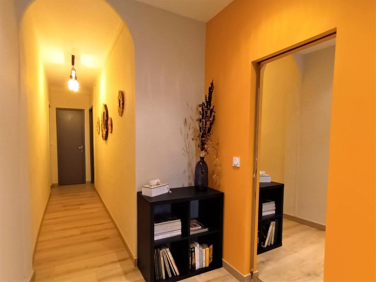 Chez Leon - Clim' & Patio - Appart Loupian Centre 외부 사진