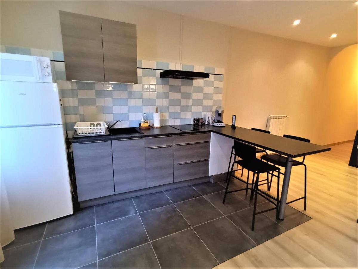 Chez Leon - Clim' & Patio - Appart Loupian Centre 외부 사진